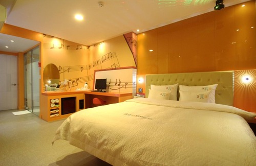 Sasang Hotel | Busan Hakjang 369