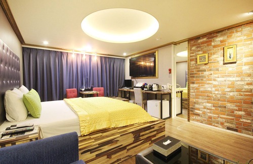 Gangseo District Hotel | Busan Myeongji Hotel Jade