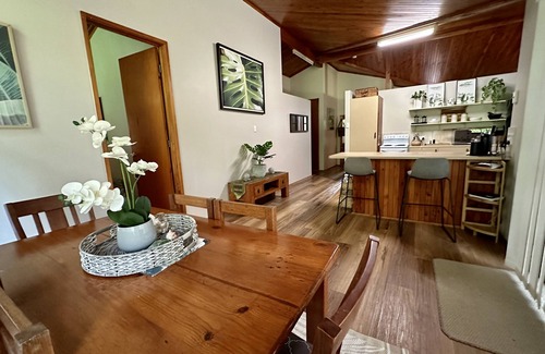 Bushland Beach House | Bushland Beach Holiday House