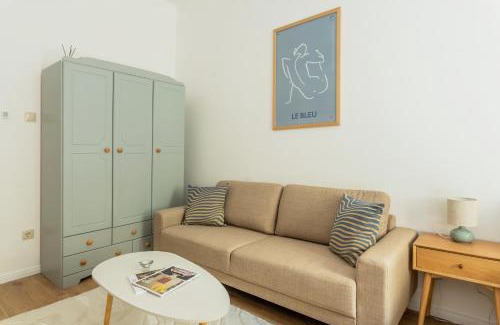 Ujlipotvaros Apartment | Business and Pleasure Apartment with Air Condition