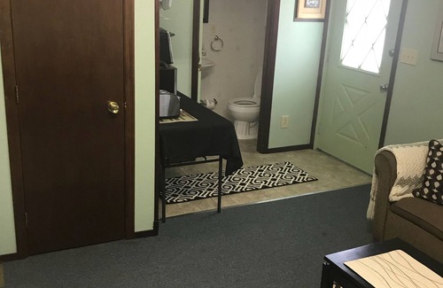 Billings Apartment | Business Stay With A Home Atmosphere - Great place!