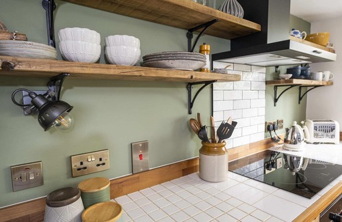 Hartest House | Buttercup Cottage, Hartest