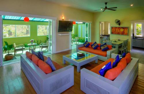 Hua Thanon Villa | Butterfly Garden Villa