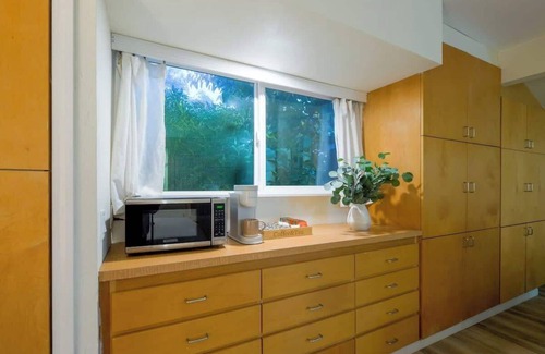 Danville Apartment | Butterfly Haus Walk to Downtown Danville