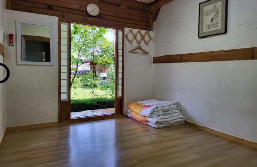 Jeonju House | Buyongheon