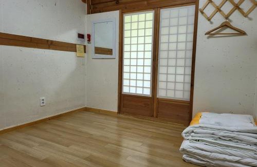 Jeonju House | Buyongheon