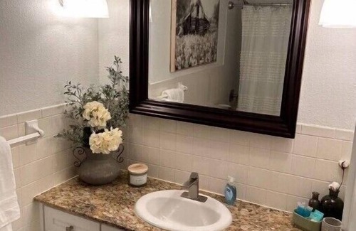 Bella Vista Apartment | BV getaway 3 bedroom stylenn