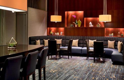 Linthicum Heights Hotel | BWI Airport Marriott