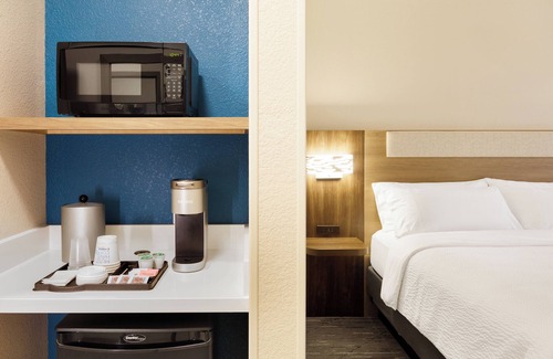 Pumphrey Hotel | BWI Inn