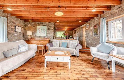 Port Talbot House | Bwlch Farm Lodge