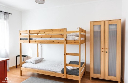 Torres Vedras Apartment | By Santa