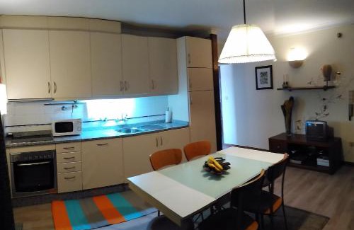 A Ver-o-Mar Apartment | By the beach