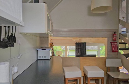 Seepark Kirchheim House | By the lake in the mountains - peace and relaxation all year round, in the middle of Germany.