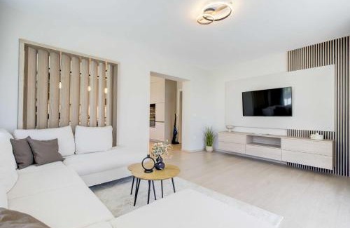 Balatonlelle Apartment | By The Lakeside Apartment