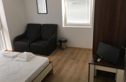 Oryahovo Hotel | By The River Hotel