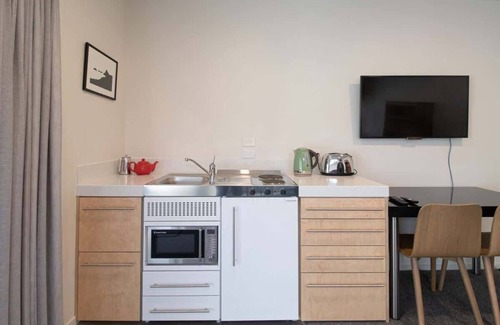 Fitzroy Apartment | By The Sea On Sackville - beachside in Fitzroy