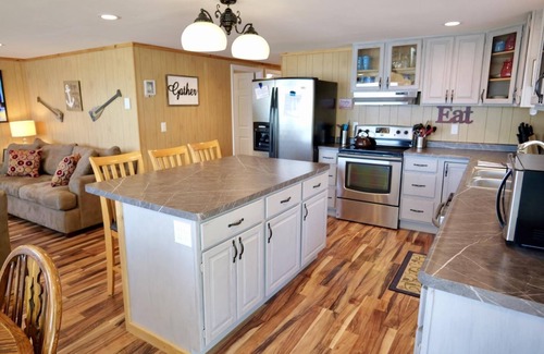 Drummond House | By the Shore on Drummond Island