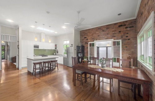 Byron Bay House | Byron Bay Queenslander and granny flat