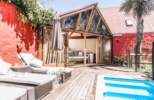Belongil House | Byron Blisshouse - multi-home retreat with pool