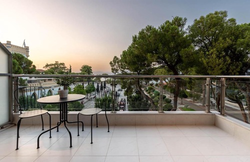Aigio Apartment | Byron Luxury Apartments