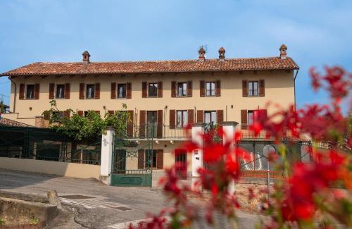Magliano Alfieri House | ByVigin