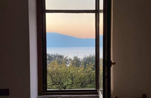 Gaino House | Cà dei Casài apartment, lago di Garda e relax.