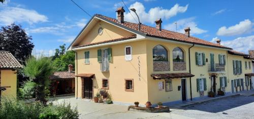 Barbaresco House | Cà Trifolera Barbaresco - Romantico Cascinale con antica cantina nel cuore delle Langhe - DEGUSTAZIONE VINI NELLA NOSTRA CANTINA