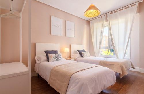 Algorta Apartment | Cómodo y Luminoso a 5 min de la Playa