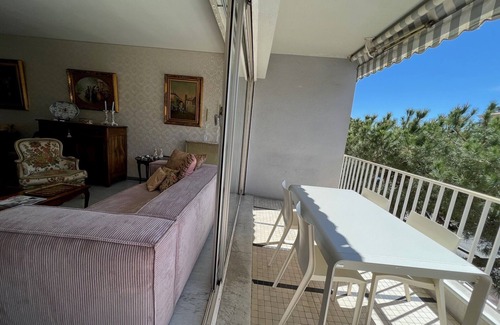 Old Town Apartment | Côté Mer, Spacieux Appartement Balcon, Idéal Centre Ville, Parking Privé