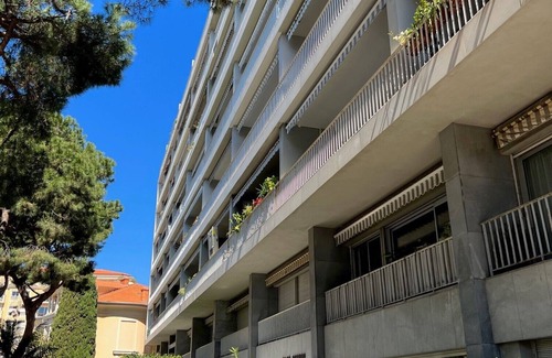 Old Town Apartment | Côté Mer, Spacieux Appartement Balcon, Idéal Centre Ville, Parking Privé
