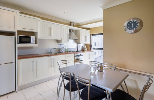 Galway City Centre Apartment | Cúirt na Coiribe Self Catering