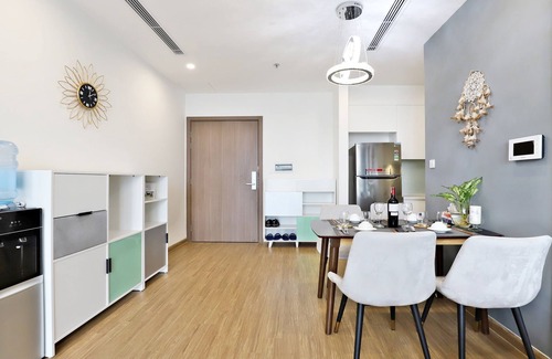My Đinh Condo | Căn hộ 2 phòng ngủ ấm áp tại vinhomes Skylake