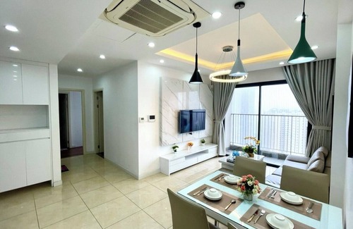 Hanoi Apartment | Căn hộ 2 phòng ngủ, 2 phòng có tầm nhìn thoáng - Vinhomes D'Capitale