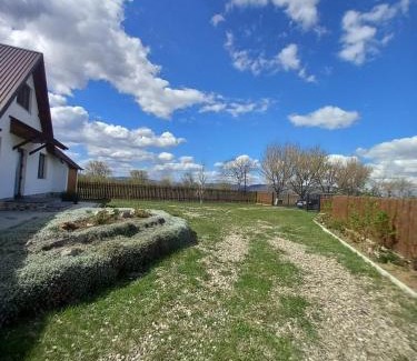 Grumazesti House | Căsuța din Deal
