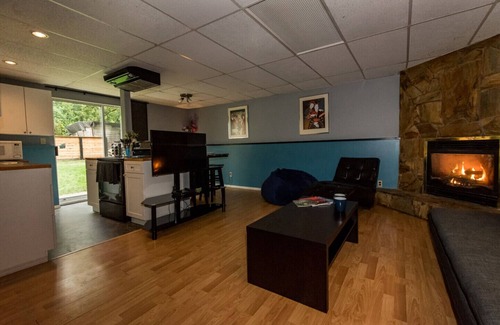 Nelson House | C&C Suite-In Nature, Private, Fire Place, Value