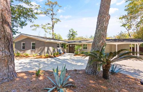 Saint Simons Heights House | C Gull's Hideaway - 314 Peachtree Street