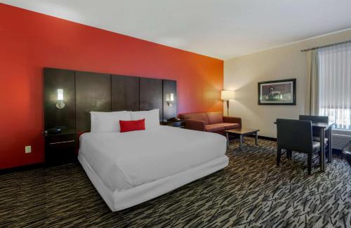 Hamilton Hotel | C Hotel by Carmen's, BW Premier Collection