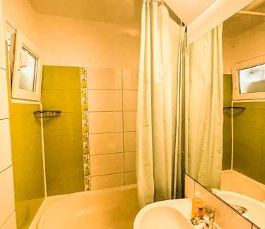 Ramnicu Valcea Apartment | C-House - Apartament 2 Camere