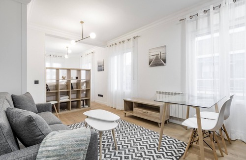 Puerta del Angel Apartment | C Madrid R o 3 C in Madrid