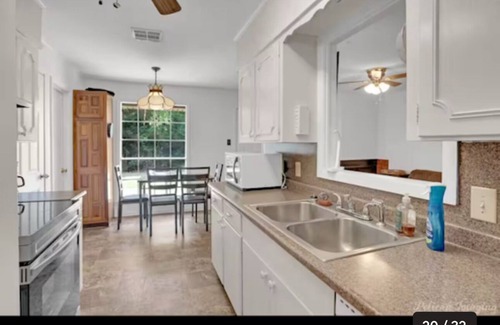 Bossier City House | C&N's Relaxing Getaway
