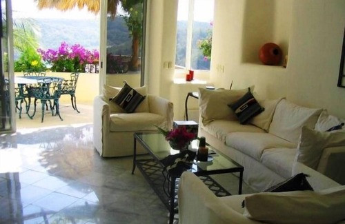 P Chahue Hotel | C. Punta Sta Cruz 2BR