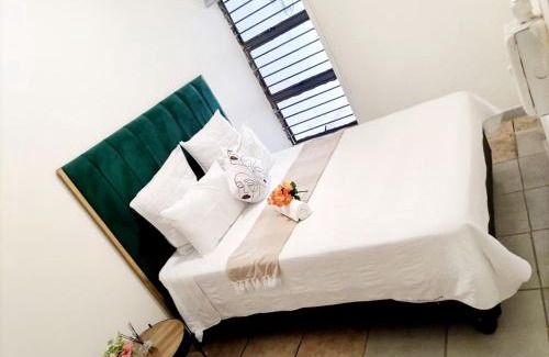 Phalaborwa Cabin | C-Rane Lodge - E