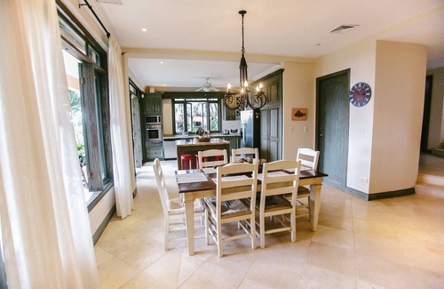 Esterillos Este Villa | C1: X-LARGE HOME, OCEAN VIEWS~CONCIERGE~POOL~TOP TERRACE~PINGPONG~COOL BREEZES!