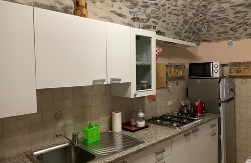 Filattiera House | Ca d'Pedina - Sea and countryside in Lunigiana /Tuscany - Flat "Gelsomino"