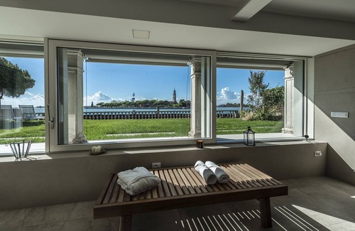 Santa Maria in Stelle Apartment | Ca' delle Contesse - Elegant 2BR apartment in Liberty villa - spectacular view!