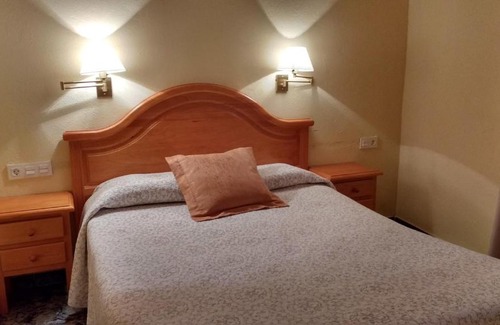 Vilanova d'Escornalbou Hotel | Ca l'Amadeu