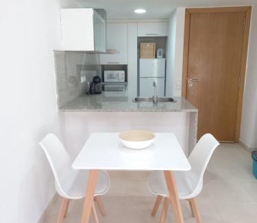 Besalu Apartment | Ca l'Eudald 2, Ideal para parejas con terraza