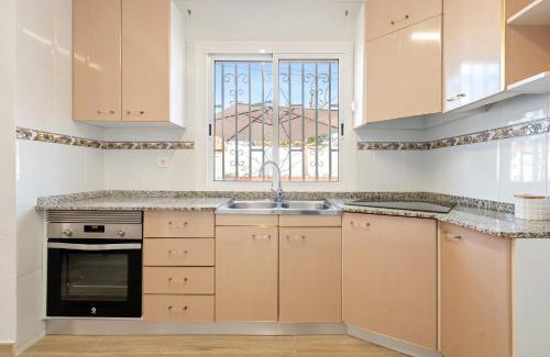 Banyeres del Penedes Ski Chalet | Ca La Lola