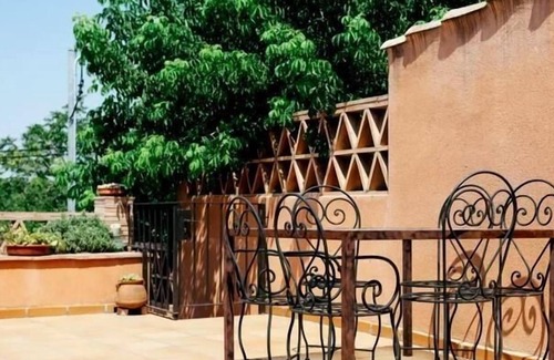 Orriols Cottage | Ca La Maria. Costa Brava beaches 20 minutes.