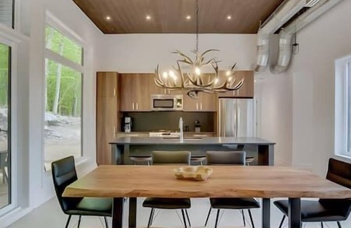 La Conception House | Modern Luxury Chalet + Private Jacuzzi